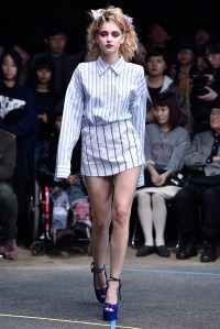 Mikio Sakabe RTW Spring 2017 Tokyo Fashion Week