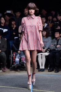 Mikio Sakabe RTW Spring 2017 Tokyo Fashion Week