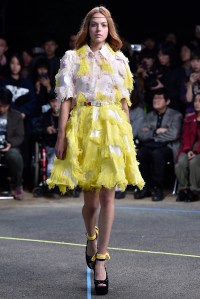 Mikio Sakabe RTW Spring 2017 Tokyo Fashion Week