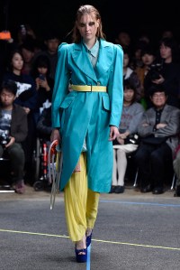 Mikio Sakabe RTW Spring 2017 Tokyo Fashion Week