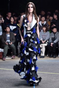 Mikio Sakabe RTW Spring 2017 Tokyo Fashion Week