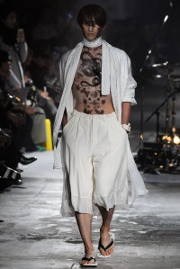 Nehanne Mihara Yasuhiro RTW Spring 2017 Tokyo Fashion Week