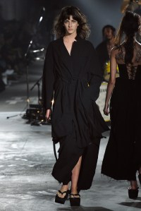 Nehanne Mihara Yasuhiro RTW Spring 2017 Tokyo Fashion Week