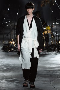 Nehanne Mihara Yasuhiro RTW Spring 2017 Tokyo Fashion Week