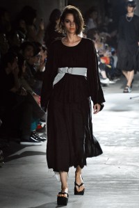 Nehanne Mihara Yasuhiro RTW Spring 2017 Tokyo Fashion Week