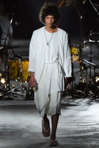 Nehanne Mihara Yasuhiro RTW Spring 2017 Tokyo Fashion Week