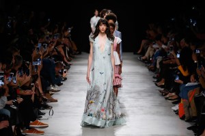 Rahul Mishra RTW Spring 2017