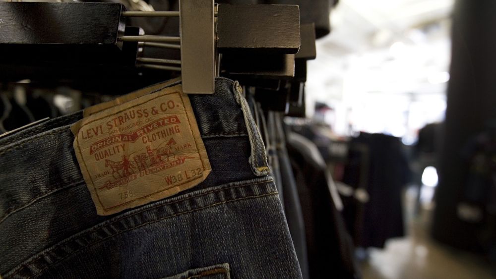 levi strauss chip bergh third quarter