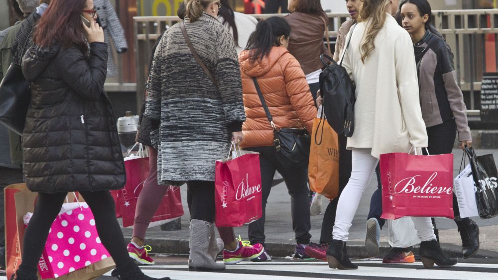 holiday shopping nrf election synchrony
