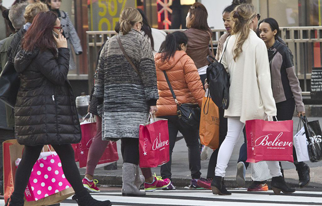 Holiday Shopping, New York, USA