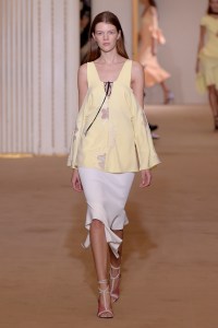 Roland Mouret RTW Spring 2017