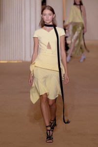 Roland Mouret RTW Spring 2017