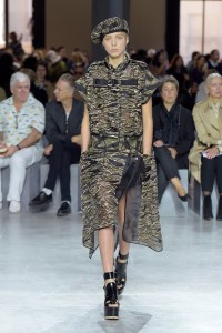Sacai RTW Spring 2017