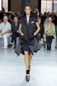 Sacai RTW Spring 2017