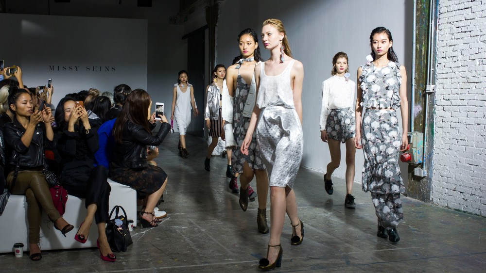 Independent Chinese Designers Stand Out at Shanghai Fashion Week