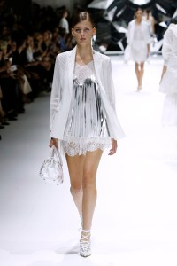 Shiatzy Chen RTW Spring 2017