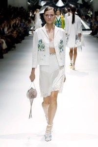 Shiatzy Chen RTW Spring 2017