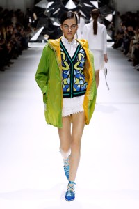 Shiatzy Chen RTW Spring 2017