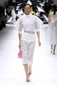 Shiatzy Chen RTW Spring 2017