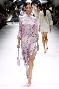 Shiatzy Chen RTW Spring 2017