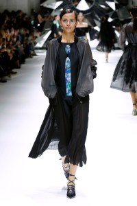 Shiatzy Chen RTW Spring 2017