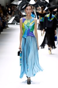 Shiatzy Chen RTW Spring 2017