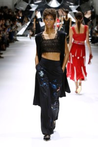 Shiatzy Chen RTW Spring 2017