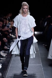 Ujoh RTW Spring 2017 Tokyo Fashion Week