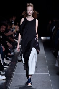 Ujoh RTW Spring 2017 Tokyo Fashion Week