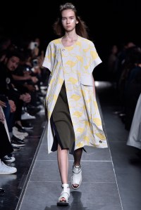 Ujoh RTW Spring 2017 Tokyo Fashion Week