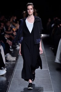 Ujoh RTW Spring 2017 Tokyo Fashion Week