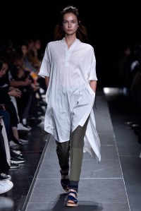 Ujoh RTW Spring 2017 Tokyo Fashion Week