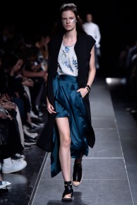 Ujoh RTW Spring 2017 Tokyo Fashion Week