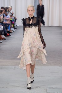 Veronique Branquinho RTW Spring 2017