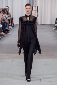 Veronique Branquinho RTW Spring 2017