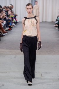 Veronique Branquinho RTW Spring 2017