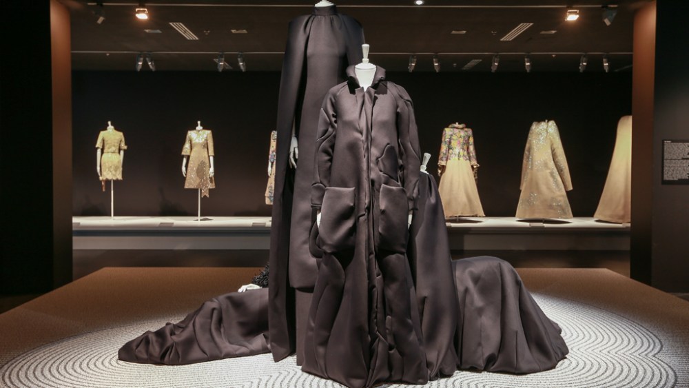 “Viktor & Rolf: Fashion Artists” Exhibition National Gallery