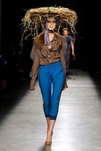 Vivienne Westwood RTW Spring 2017