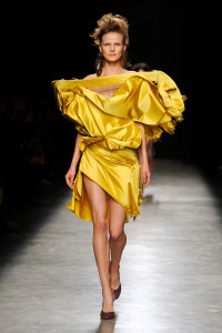 Vivienne Westwood RTW Spring 2017