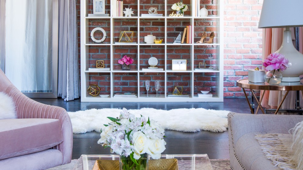 Vow to Be Chic Santa Monica showroom