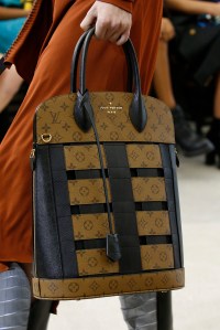 Louis Vuitton RTW Spring 2017