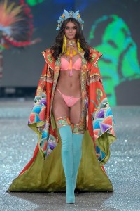 2016 Victoria's Secret Fashion Show