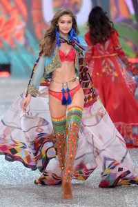 Gigi Hadid 2016 Victoria's Secret Fashion Show