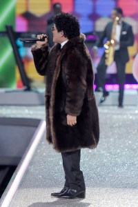 bruno mars 2016 Victoria's Secret Fashion Show: All the Looks
