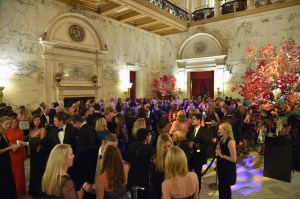 The atmosphere at the Metropolitan Club.