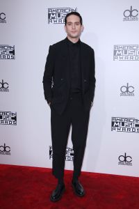 G-Eazy AMAs 2016 red carpet