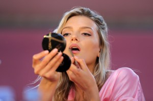 2016 victoria secret fashion show Lily Donaldson