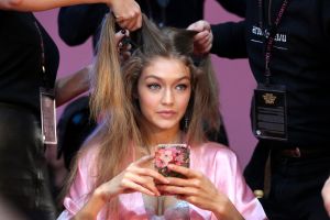 Victoria’s Secret Fashion Show 2016 gigi hadid