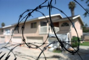 In August 1995, authorities raided an apartment complex in El Monte, Calif., and found 72 Thai workers living in virtual slavery making clothing for brands and retailers.
