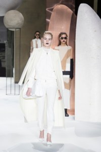 max mara shanghai pre-fall show